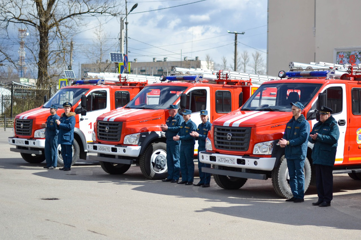 Новые автоцистерны пожарные получили в рамках государственной программы.